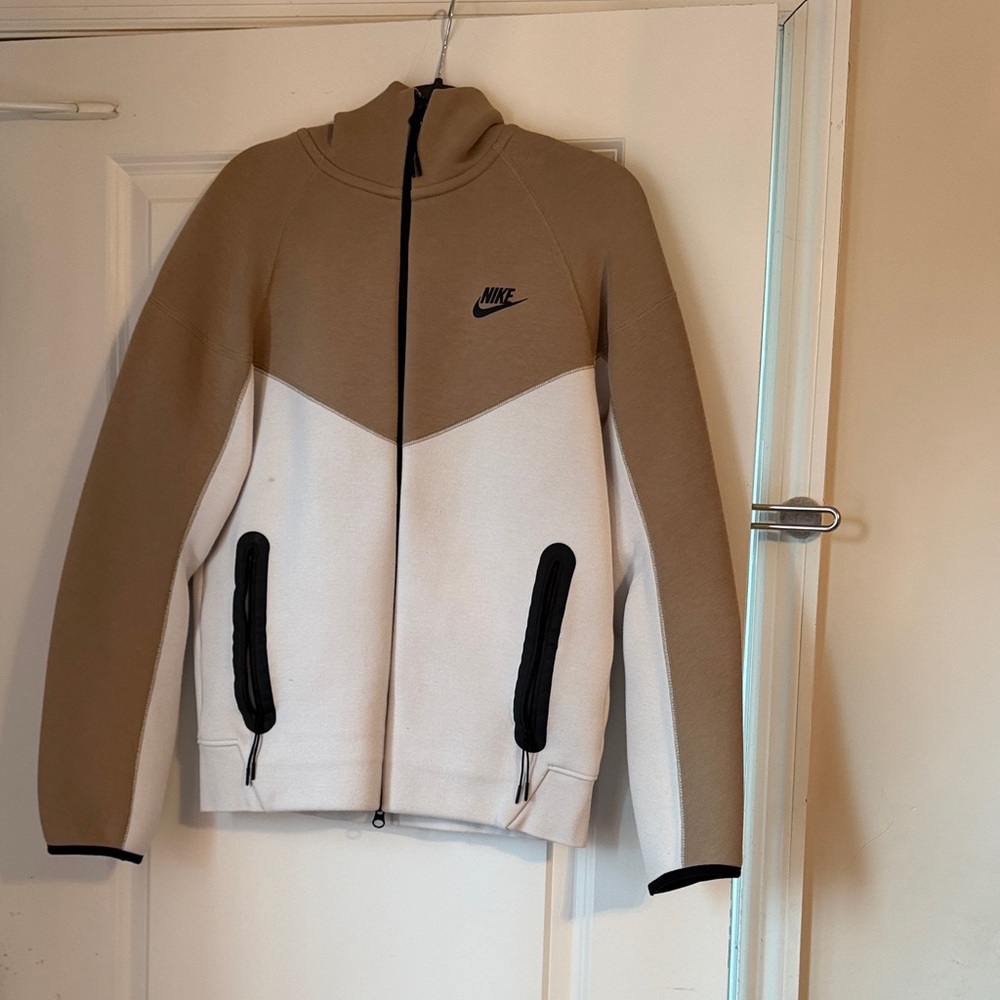 Nike Tech Beige and White Hooded Jacket with Black Details